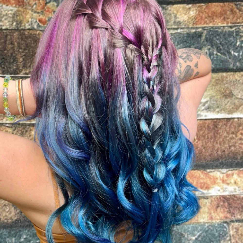 Specialty Full Color at Bronco Bangs in West Seneca, NY