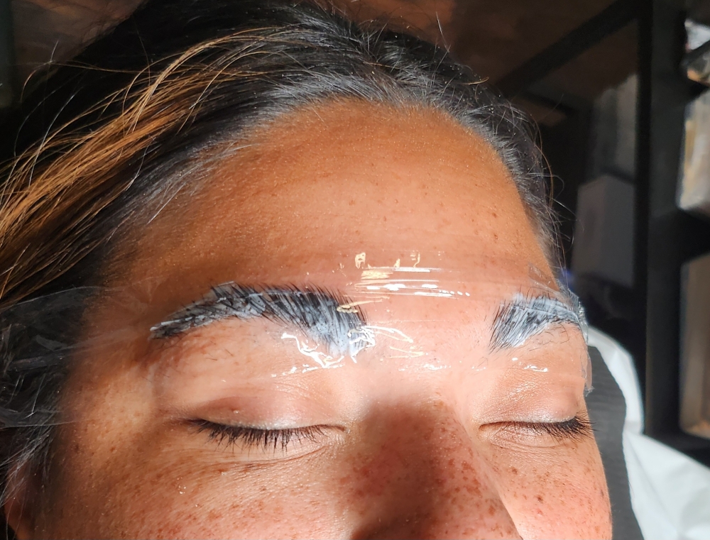 Eyebrow Lamination And Tint