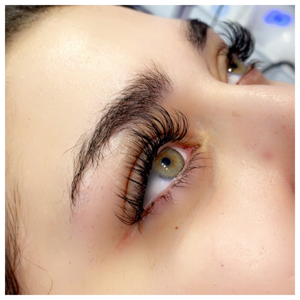 Wispy  Lash Extensions
