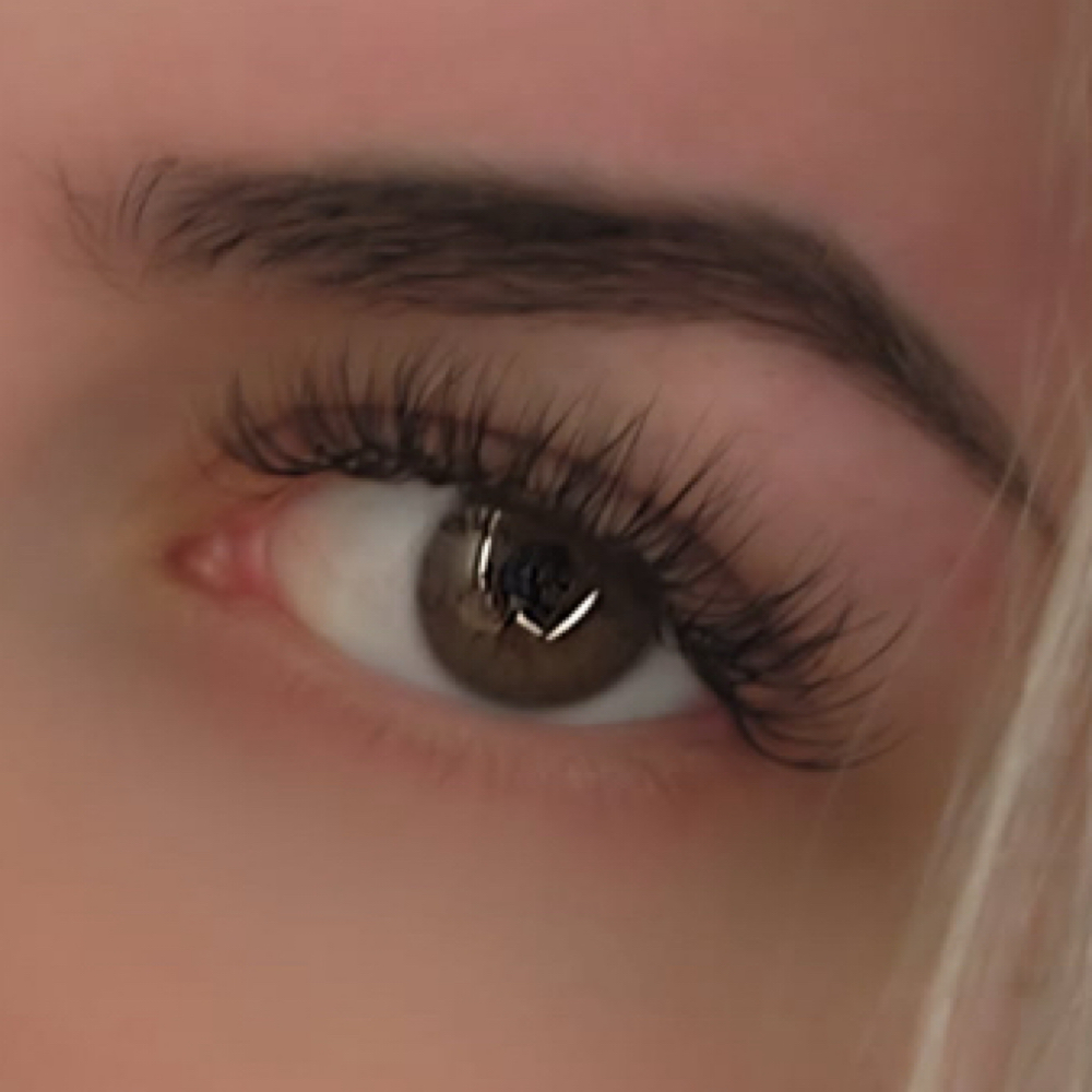 Hybrid Refill at Canby Lash Cat in Canby, OR