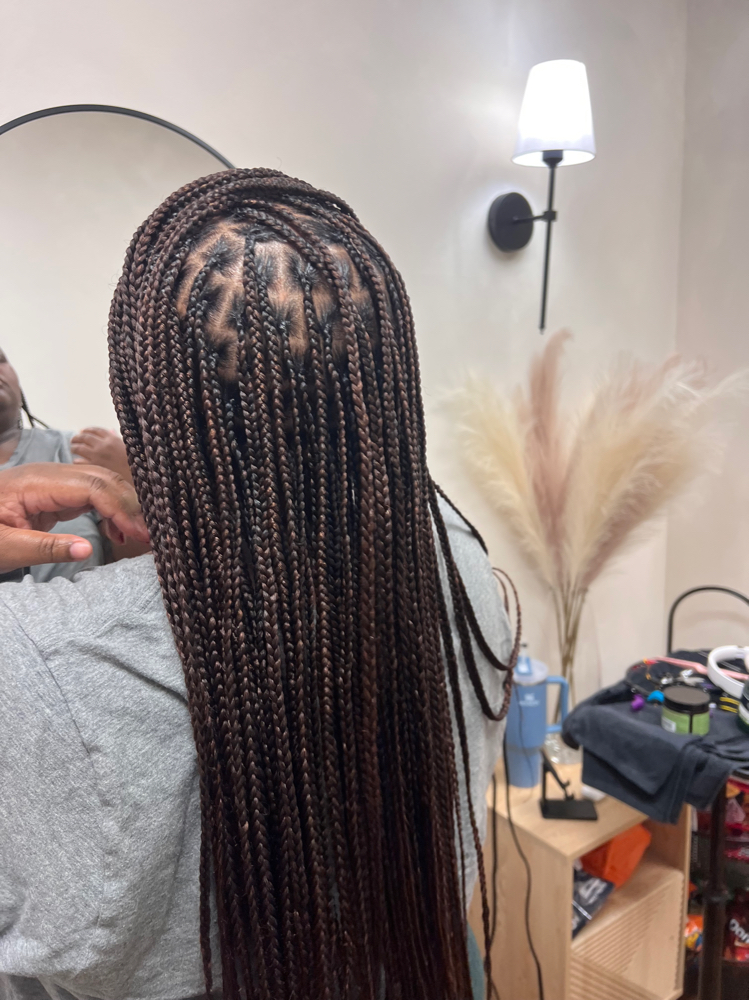 Luxe Knotless Braids