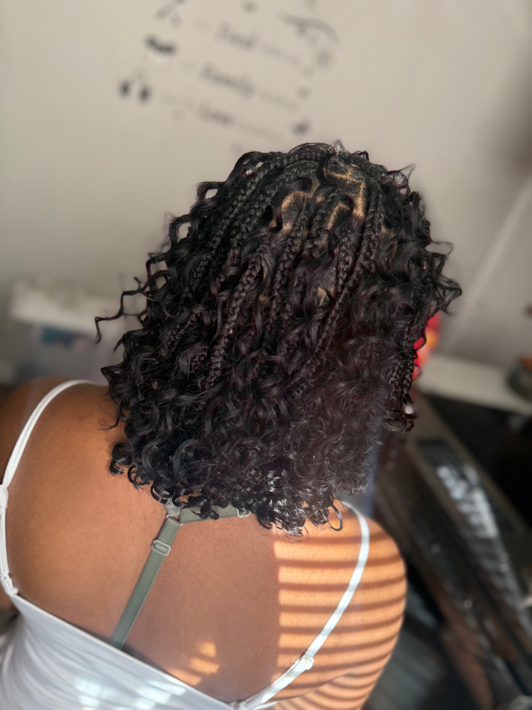 Short Boho Knotless Bob