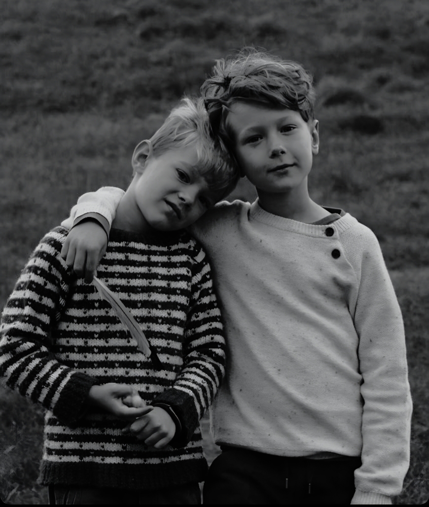 Recorte 2 Niños at B For Men in PR., PR