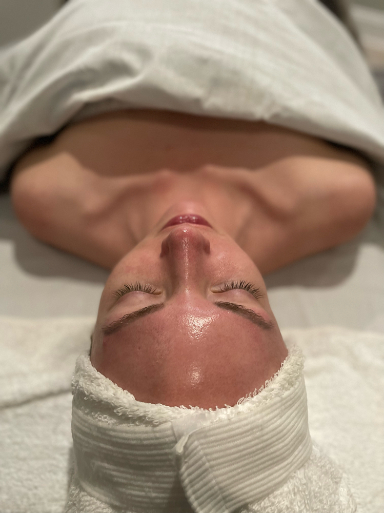 Hydrating Facial