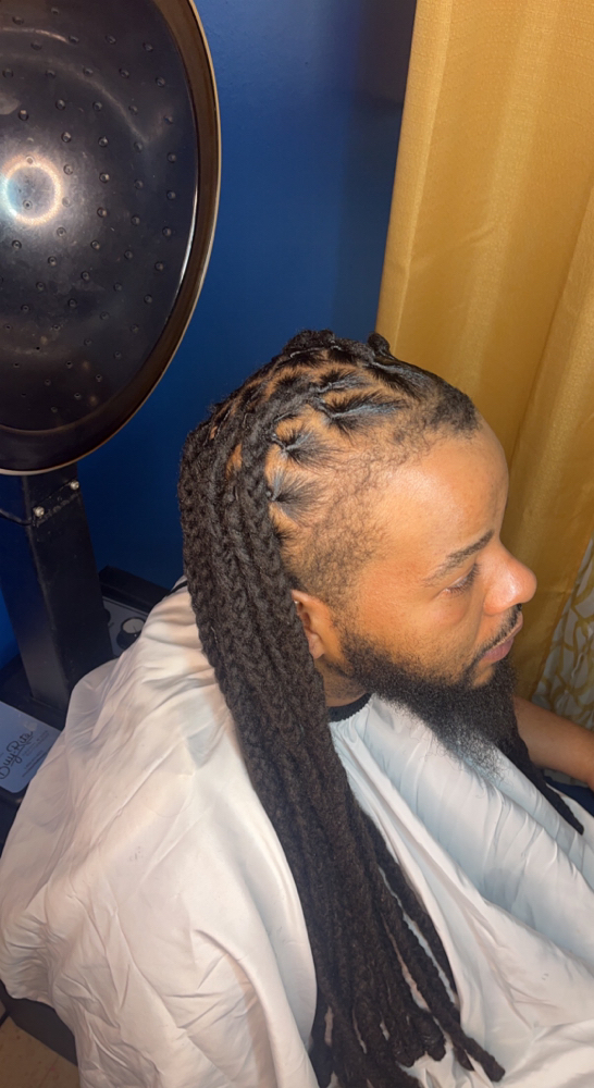 Retwist (locs Pass Shoulders)