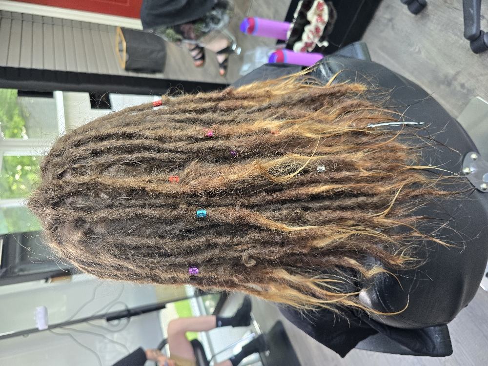 Dreadlock Installation