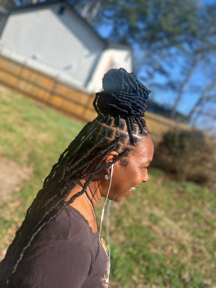 Bona Locs Install