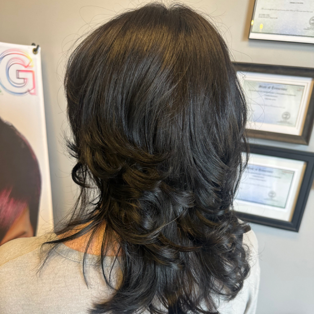 Women’s Haircut at hairway to heaven in knoxville, TN