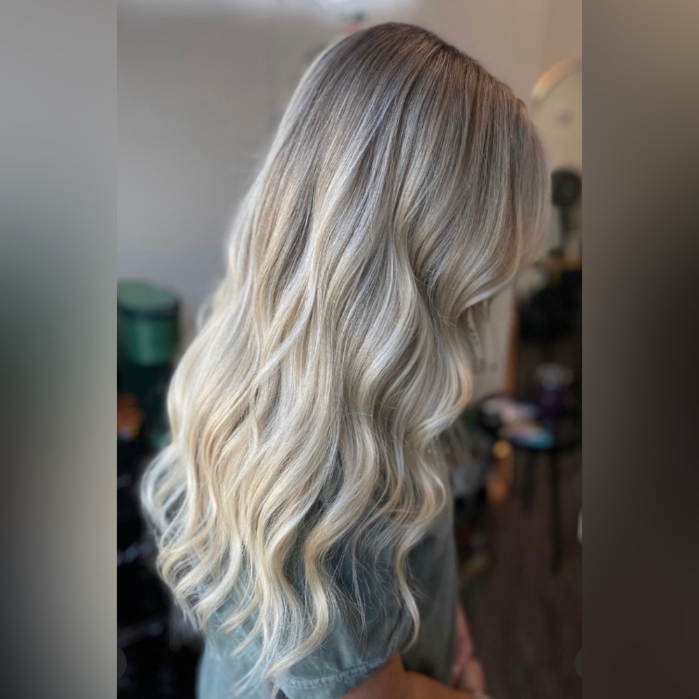 Custom Full Blonding Package at Lexie_livedinhair in Sarasota, FL