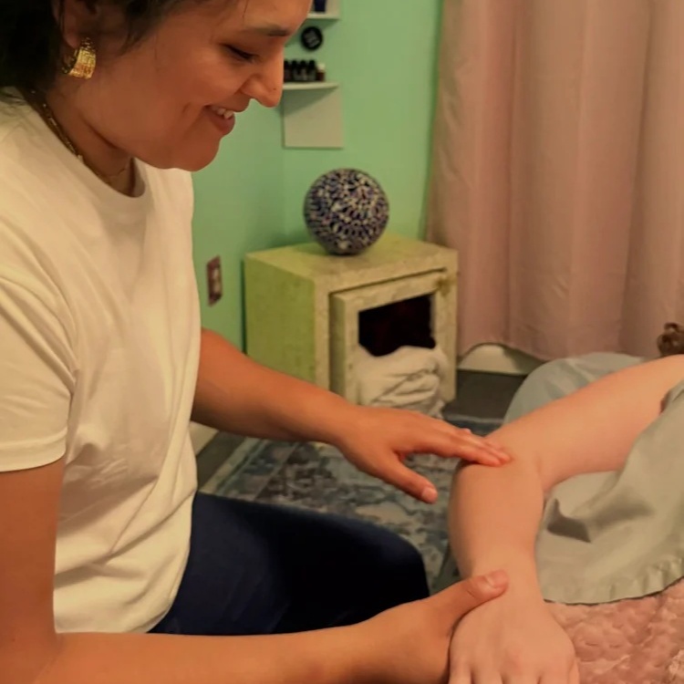 Signature Massage - Erica 90 min at Worthy of Wellness LLC in Winter Park, FL