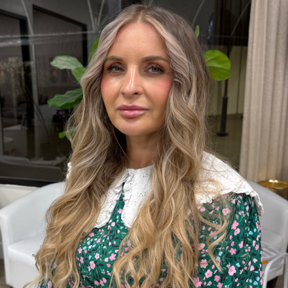 Partial Blonding at Mila Blonde Studio in Aventura, FL