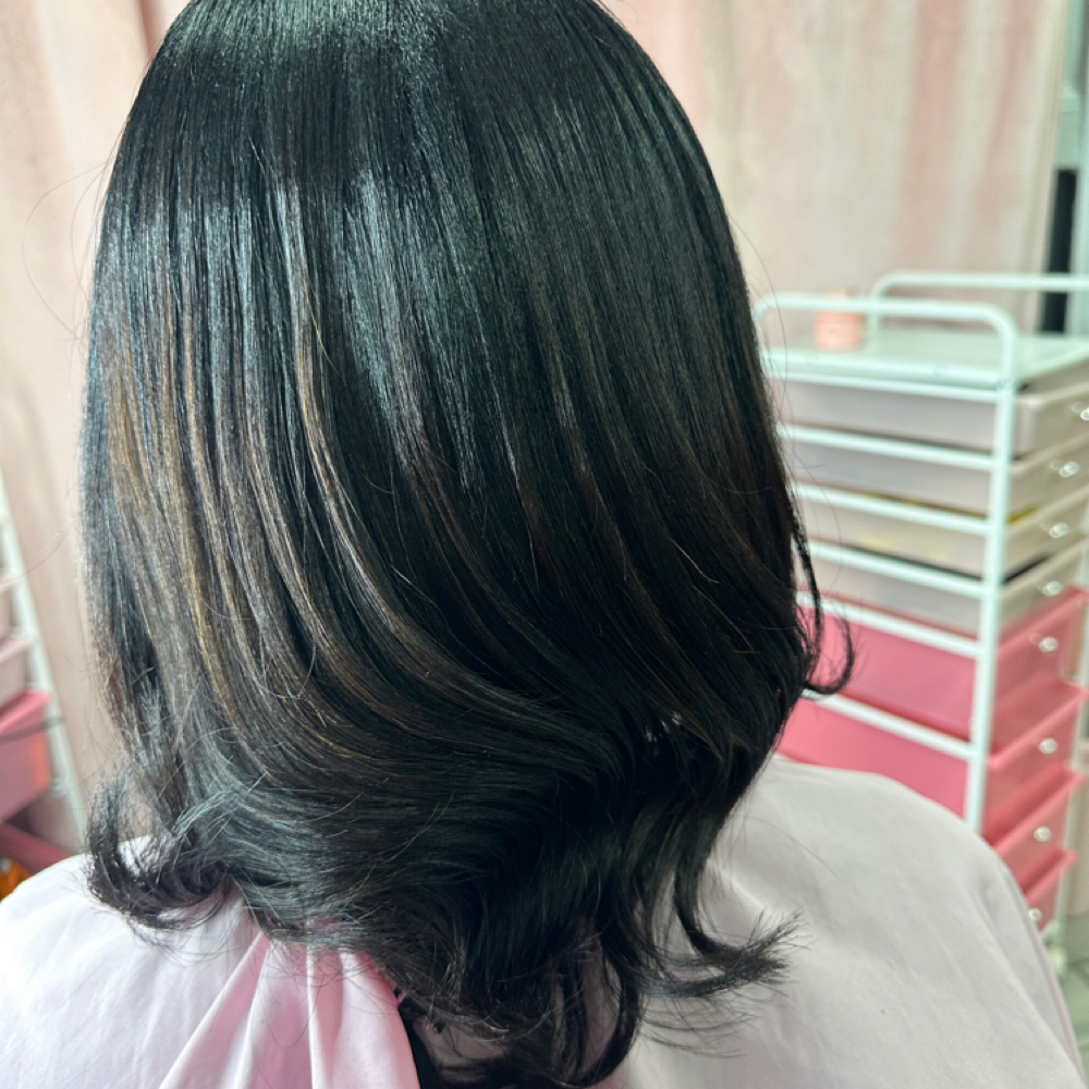 4-6 Week Root Color Retouch at The Beauty Lab Experience in Gretna, LA