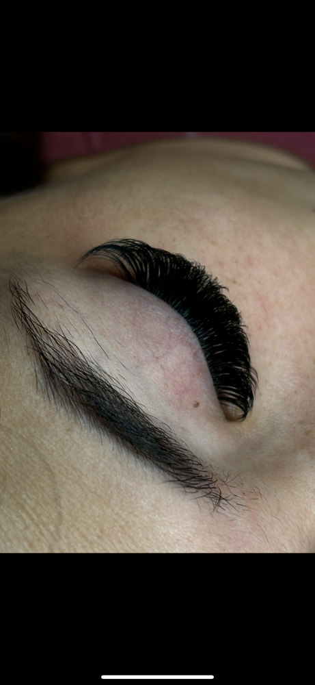 1-Week Lash Touch Up