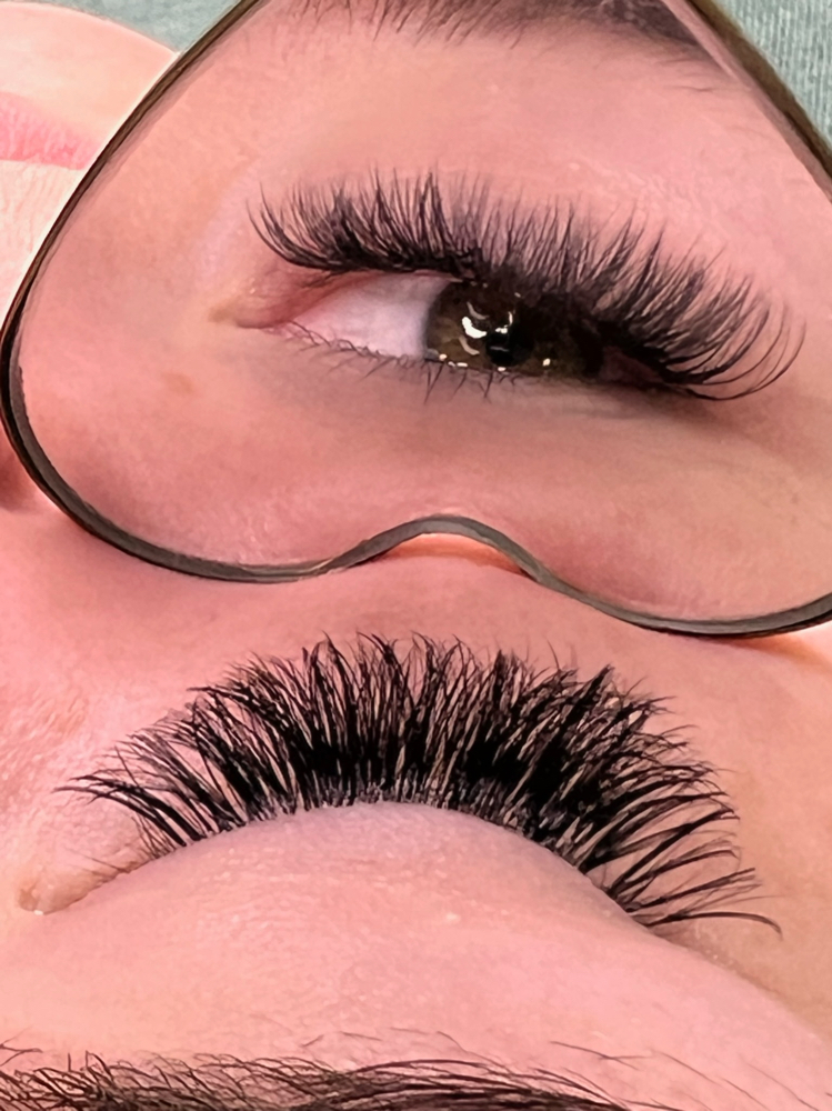 Lash Fill at SavvySkin in Franklin, IN
