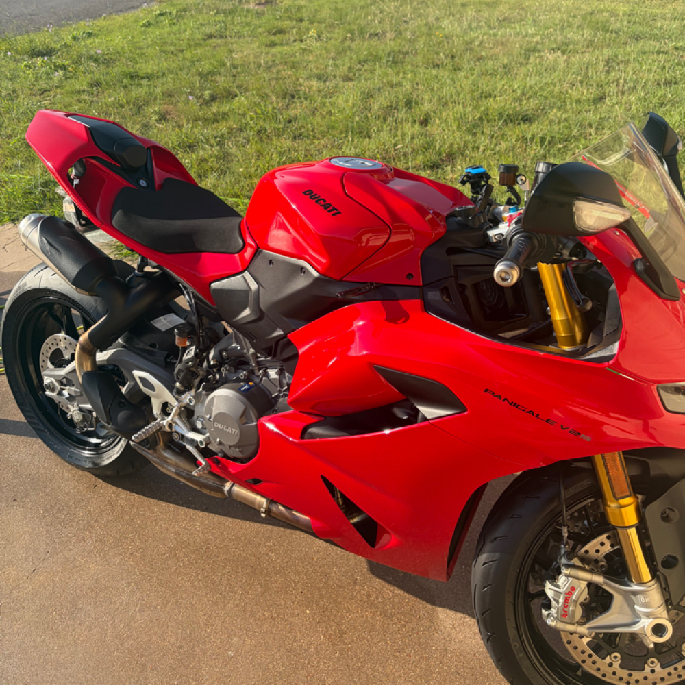 Motorcycle Detail at Abilene Velvet Detailing in Abilene, TX