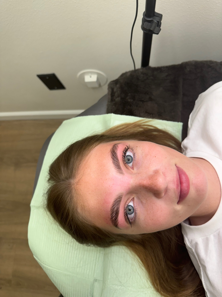 Brow Lamination + Shaping + Tint