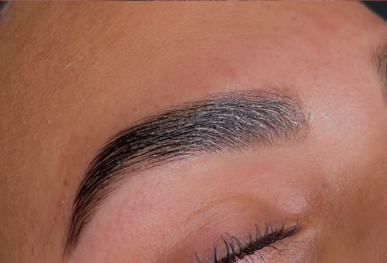 BROW LAMINATION + SCULPT