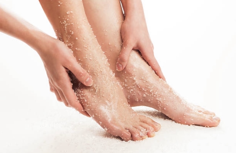 Add Hot Towel Scrub Foot