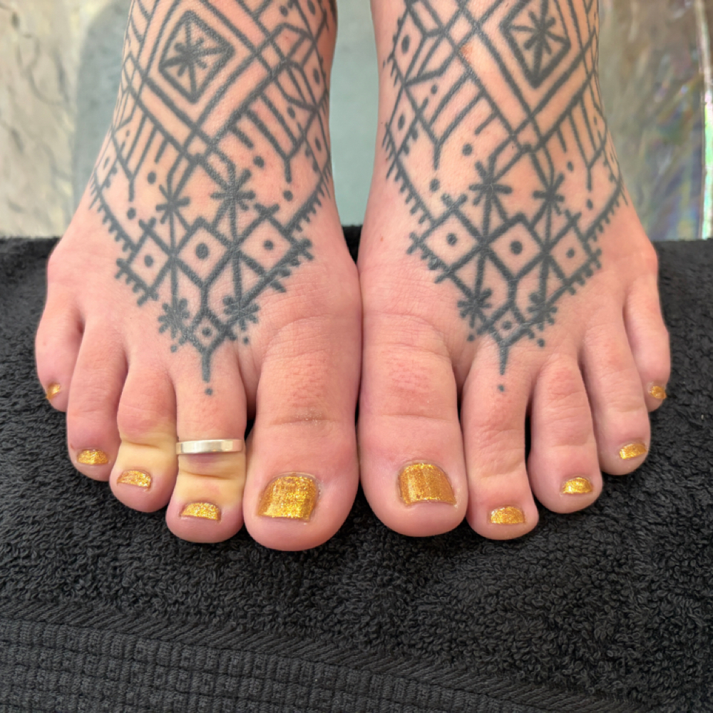 Deluxe Polish Pedicure at Bend Body Sugaring Salon & Spa in Bend, OR