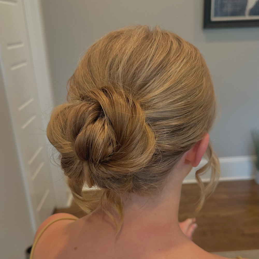 Simple Style at Kinsley Norris in Owensboro, KY