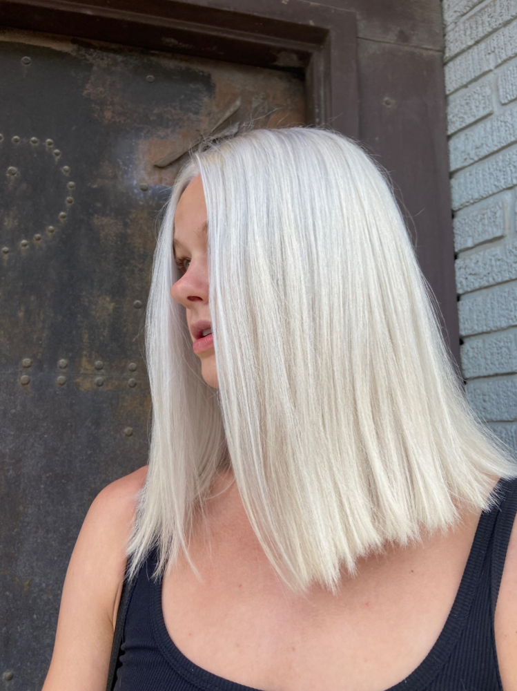 Bleach Retouch (Roots 1 inch MAX)