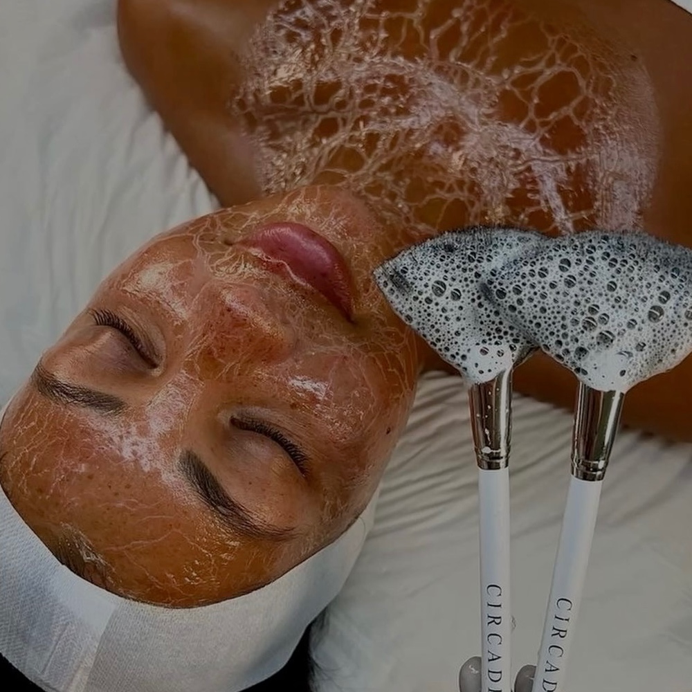 𝙰𝚗𝚝𝚒-𝚊𝚐𝚒𝚗𝚐 𝙵𝚊𝚌𝚒𝚊𝚕 at Aura Aesthetics LLC in Springdale, AR