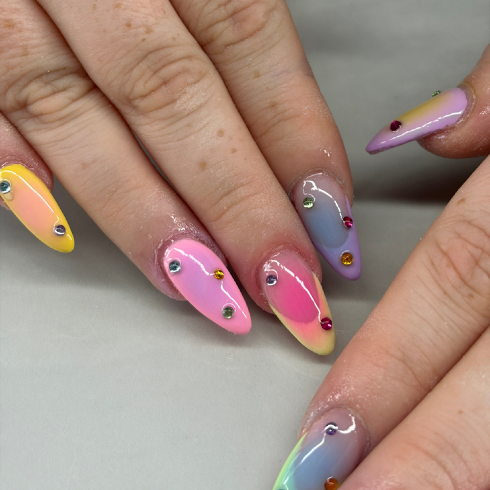 Polish change at Tonixnails in Bradenton, FL