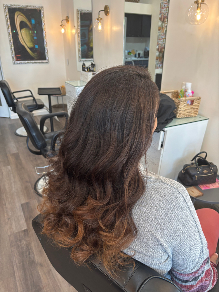 root touch up at starbestylin in seminole, FL