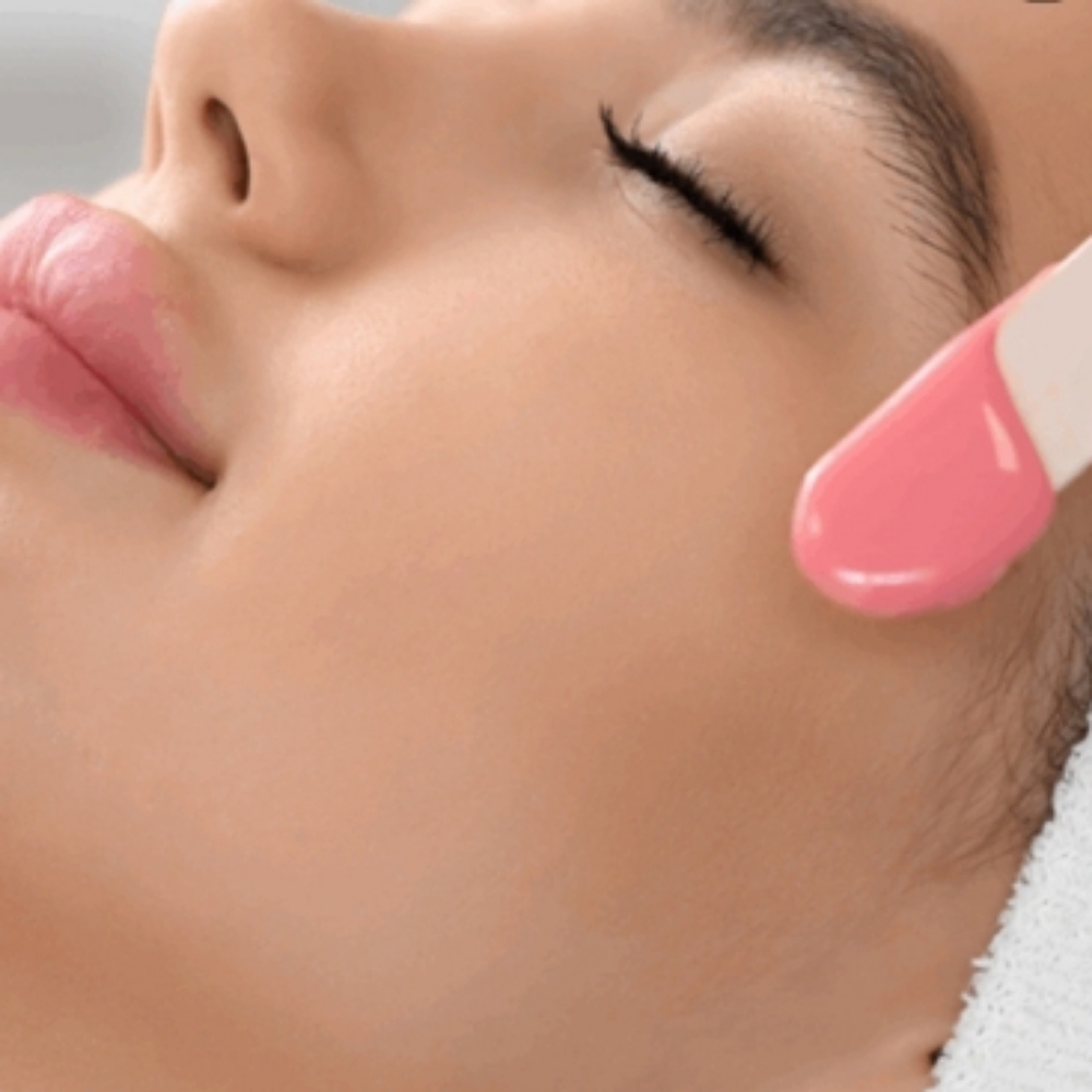 Face Wax at Miah Worthwhile in San Antonio, TX