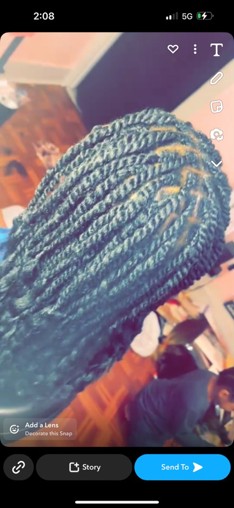 Kinky Twist at Aaliyah’s Creations in Manchester, NH