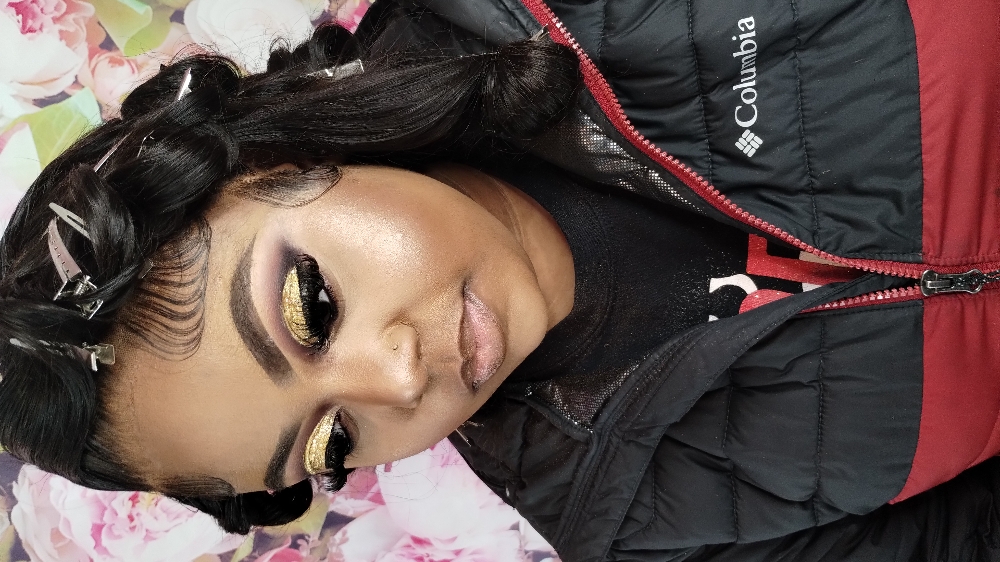 Full Face- Includes Lashes