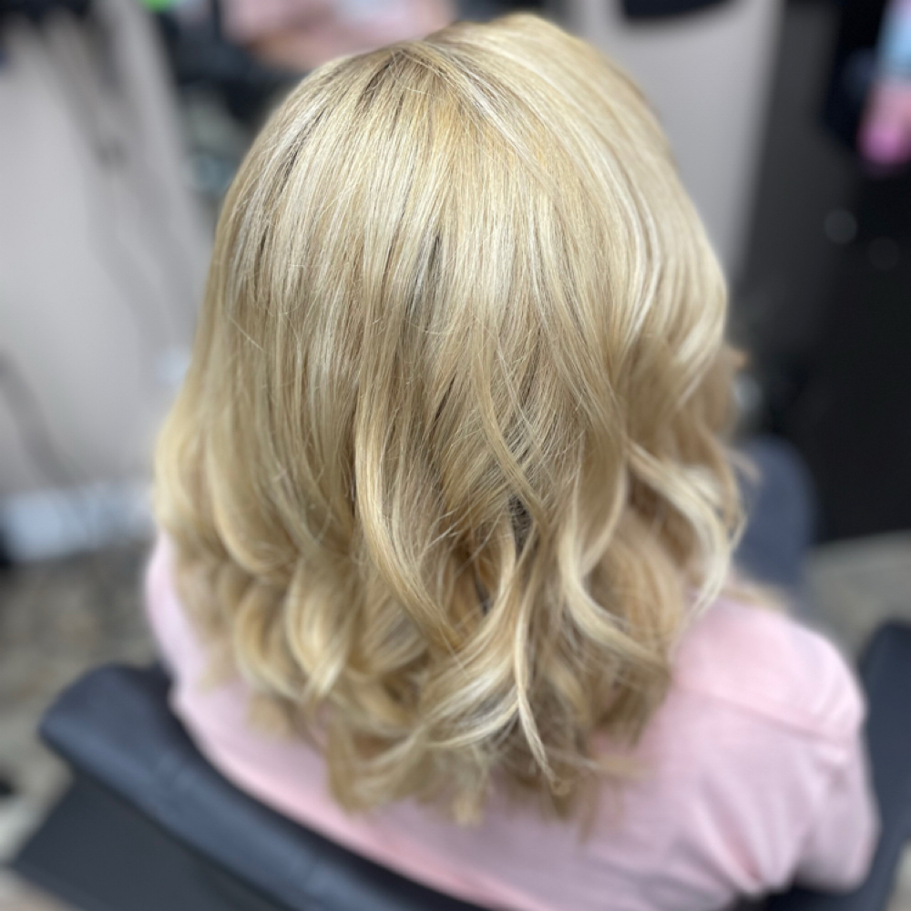 Toner/Gloss Treatment at Beauty And The Beard Salon in Mcminnville, TN