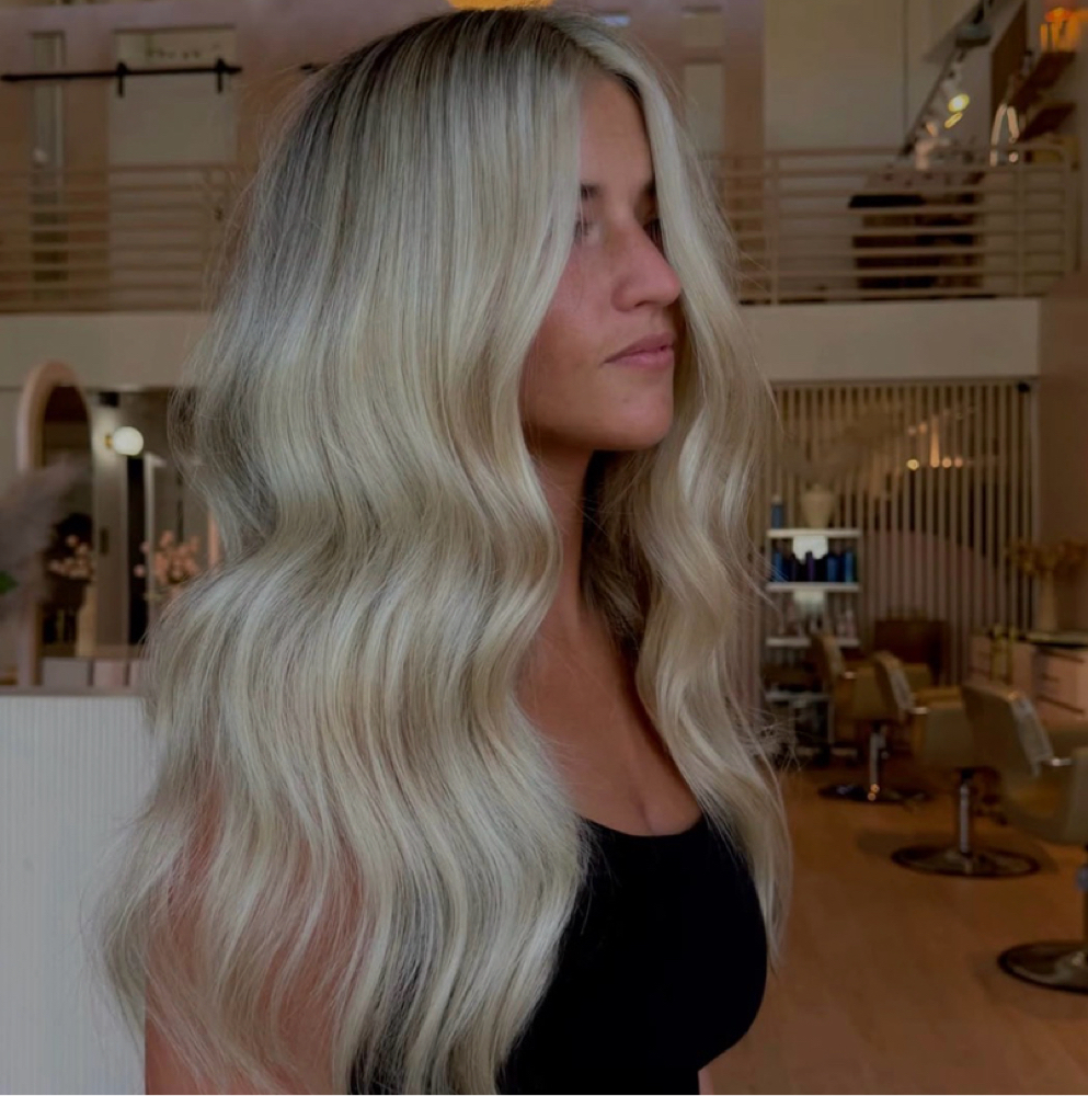Full head Highlight at Melbee Nickels in York, NE