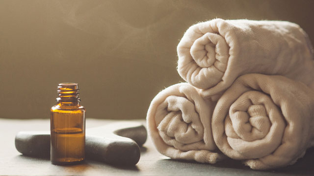 Aromatherapy/Hot Towel- Add On