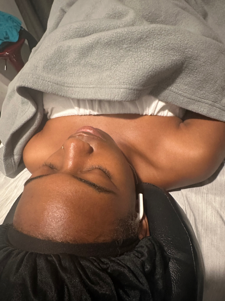 Grace & Glow Mini Facial
