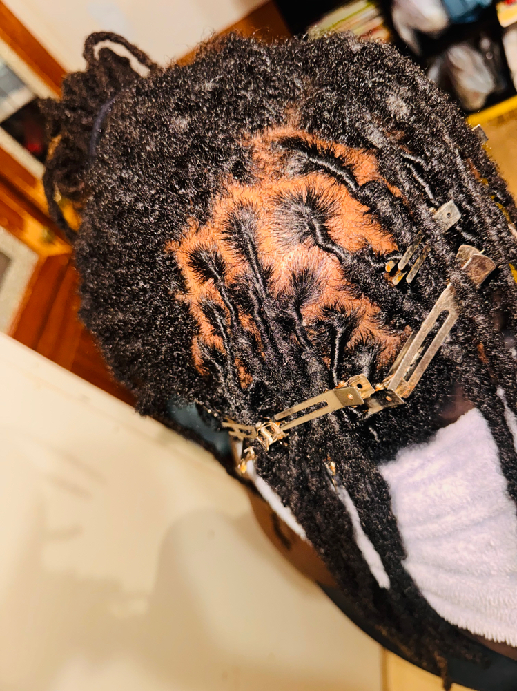 Loc Retwist