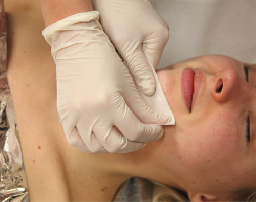 Chin Wax (Female) Add On