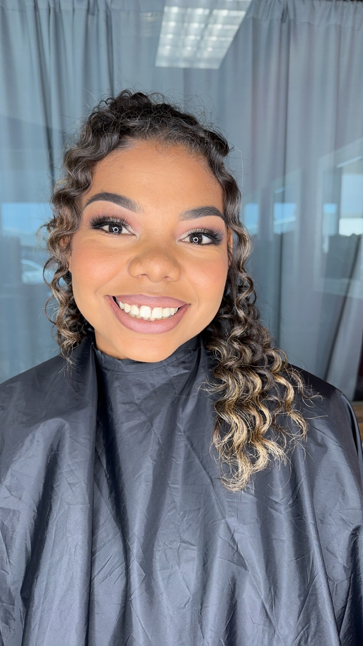 Soft Glam Make Up
