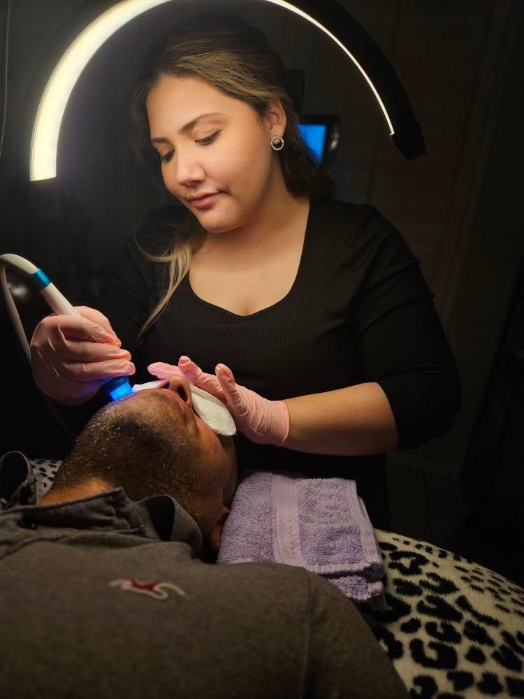 Hydra Facial