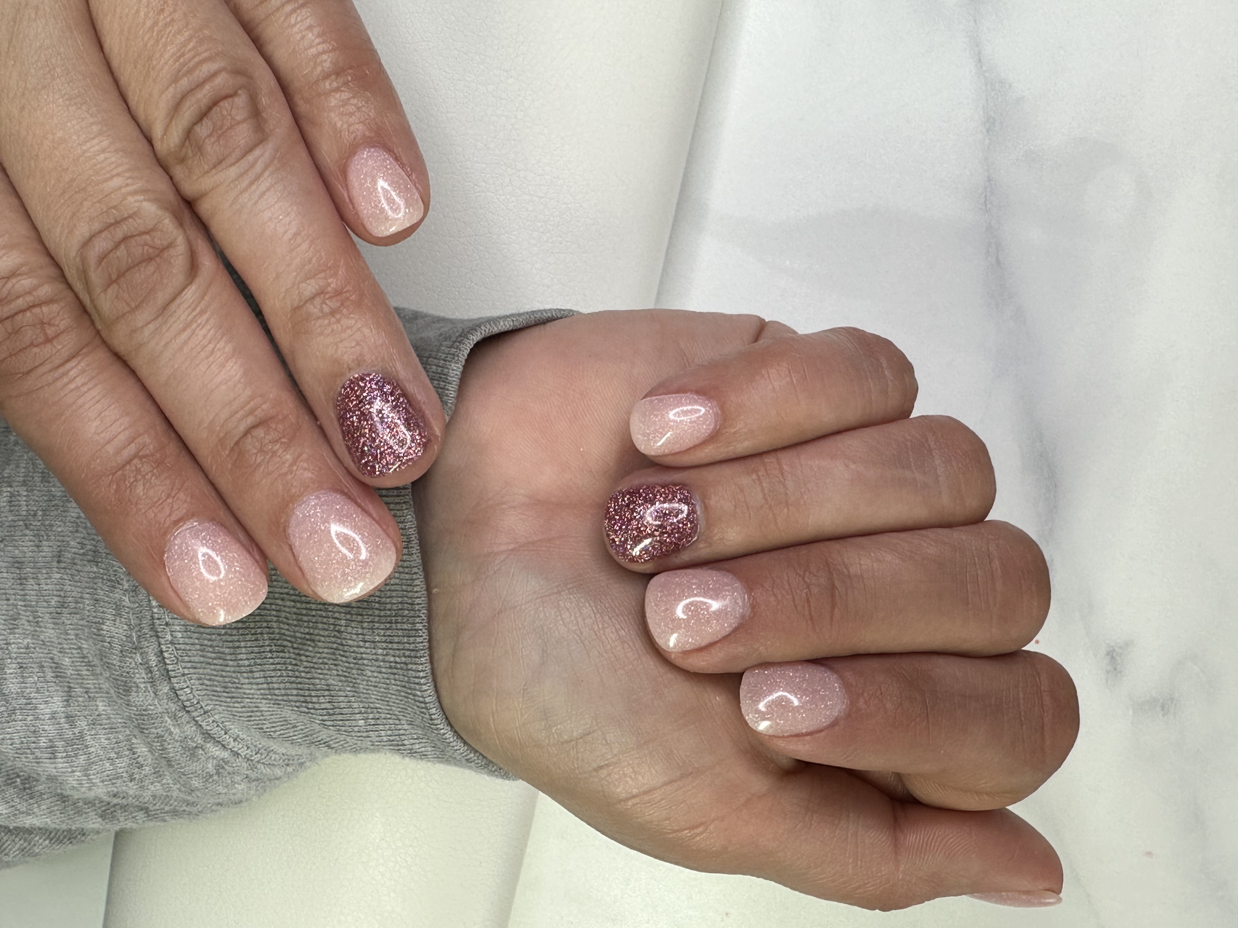 Dip Manicure