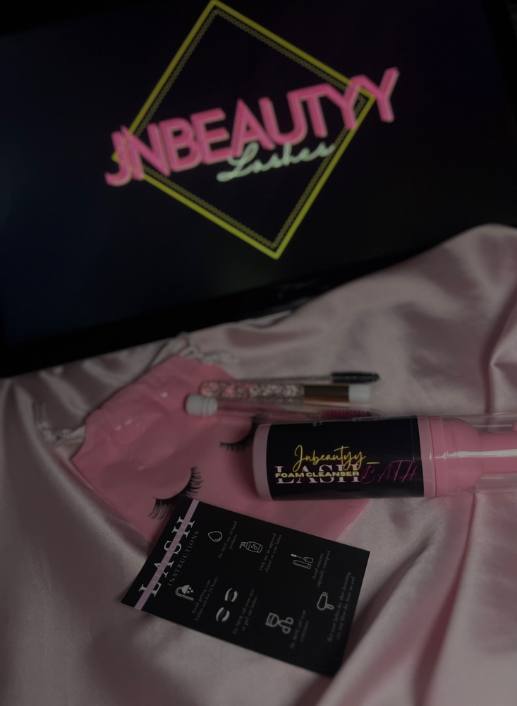 Pink Lash Foam Cleanser