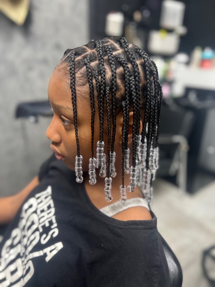 Individuals Braids No Weave at Laid Hair in Wayne, MI