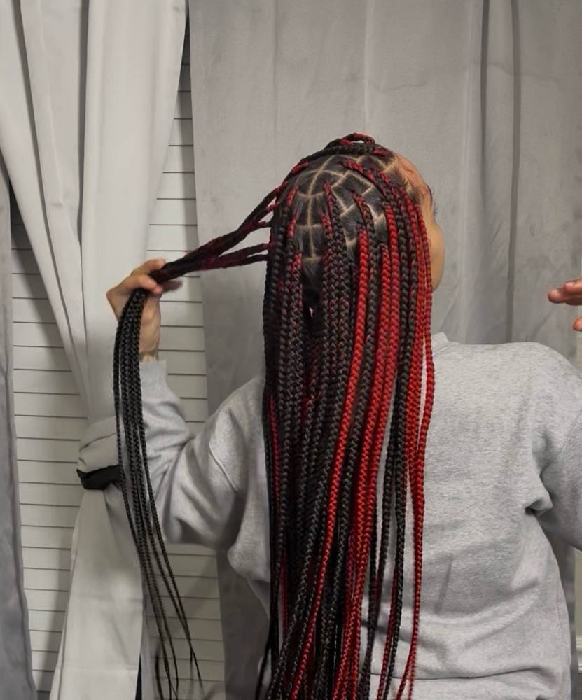 Medium Knotless 🎀 at Stylezbytamia in Texarkana, TX