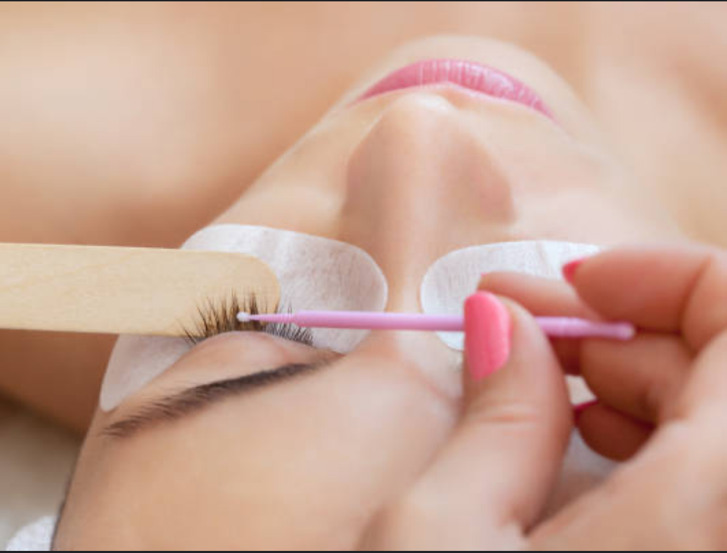 Eyelash Removal