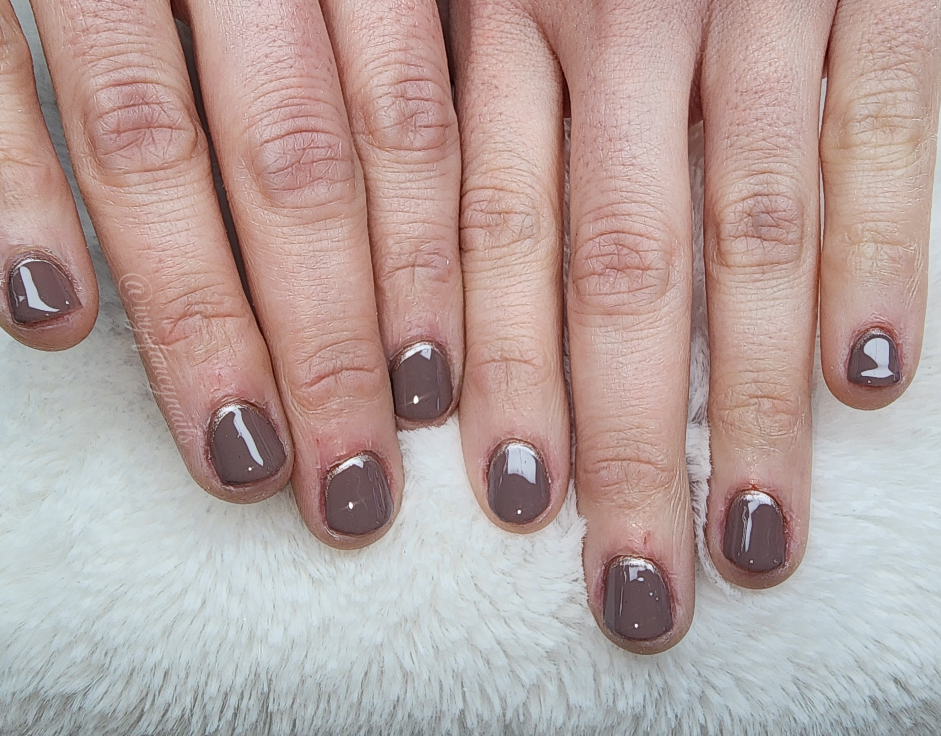 Reg Gel Polish Manicure