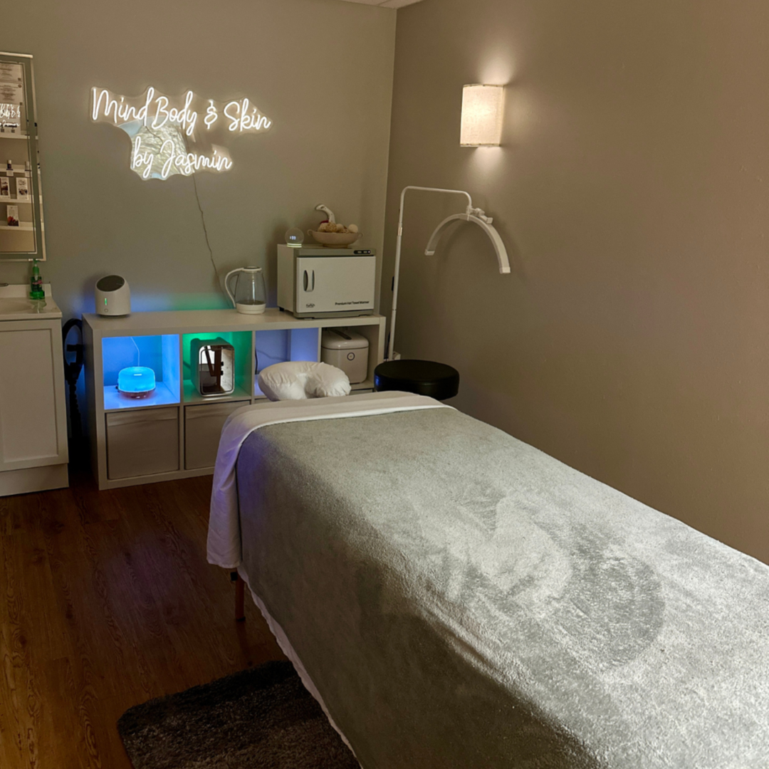 Therapeutic Massage — 90 Minutes at Mind Body & Skin by Jasmin LLC in Largo, FL