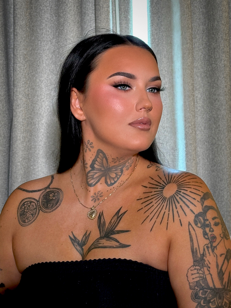 Essential Glam (In-Studio) at Frank Pro Glam in Corpus Christi, TX