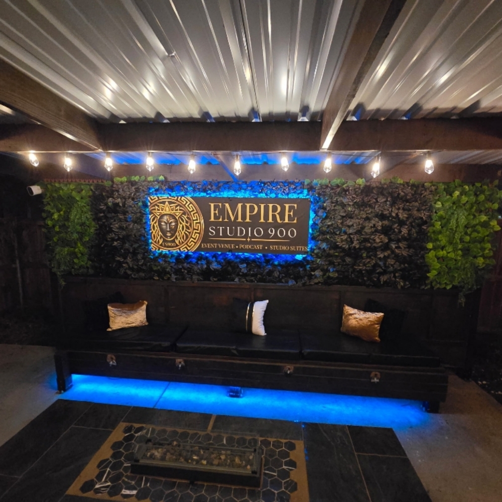 Imperial Patio Add-on at Empire Studio 900 in Mansfield, TX