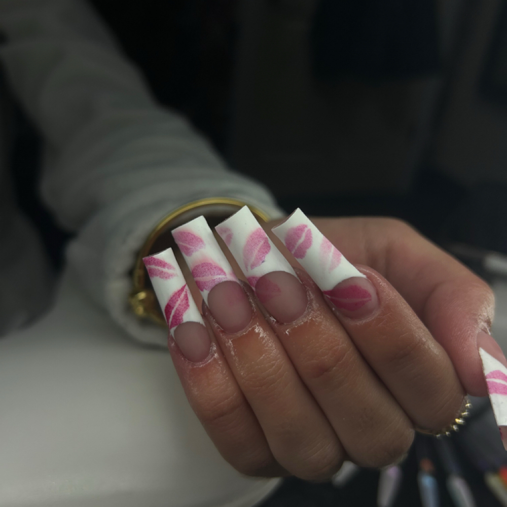 Full Set - Simple Full Design at Nailtheist in Port Orange, FL