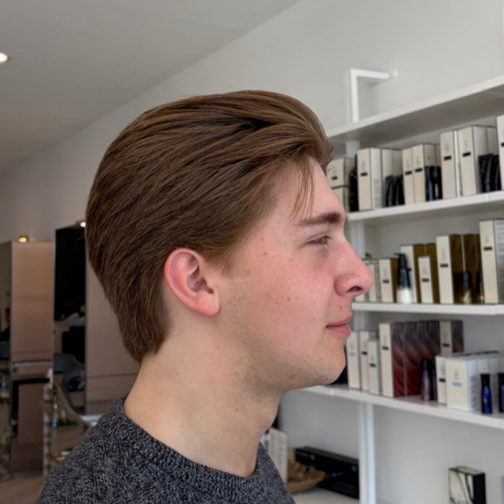 Mens Haircut at Classic chic in Sarasota, FL